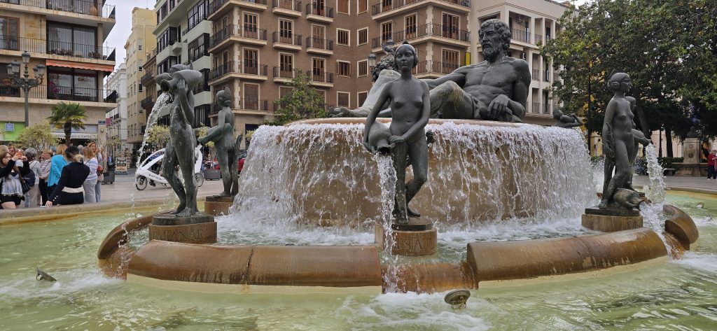 Fountain in Plaza de la Virgen in Valencia, Spain